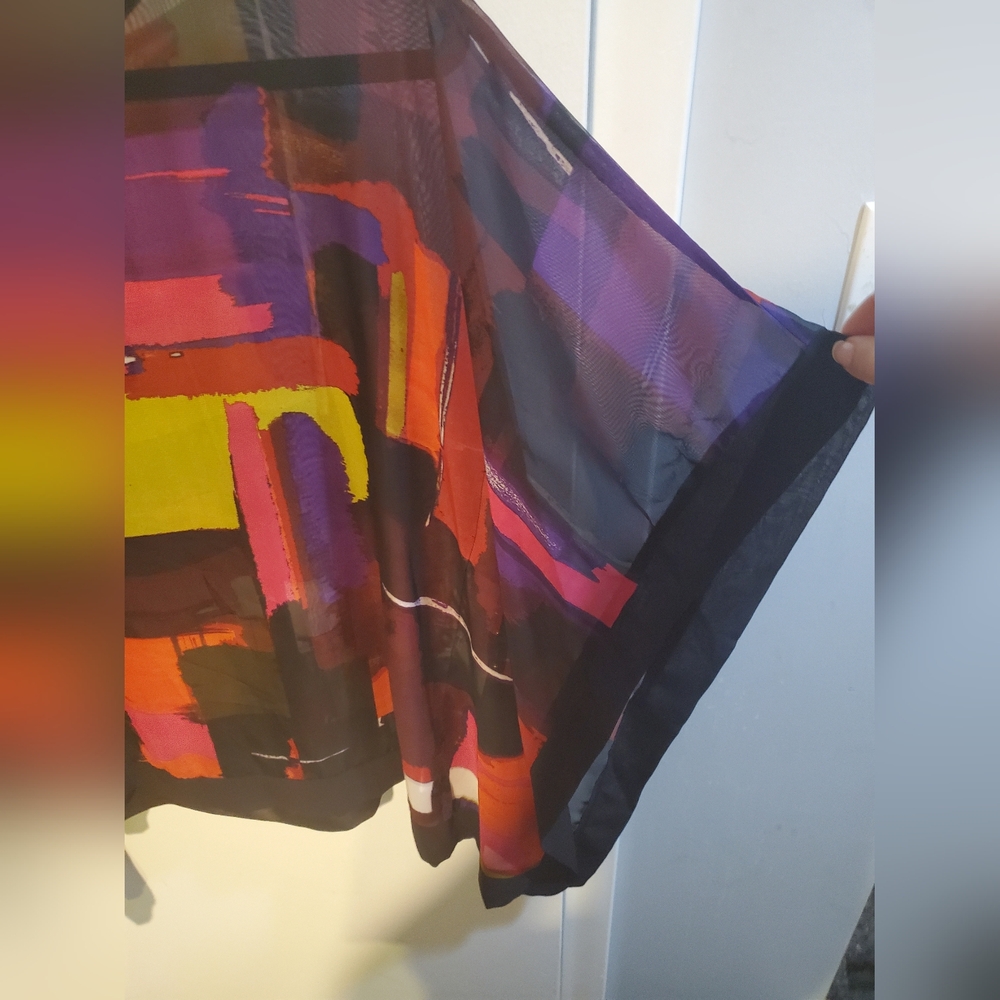 Chenault NWOT Shear Multicolor Graphic Blouse - Picture 4 of 4
